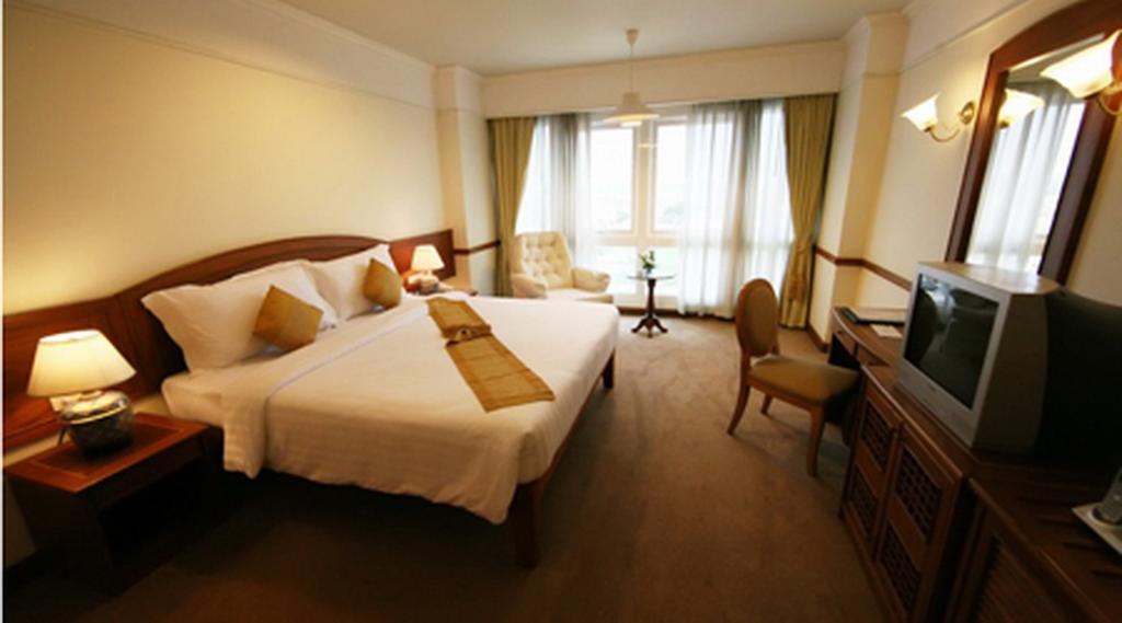 Grand Diamond City Hotel & Casino Poipet Ngoại thất bức ảnh