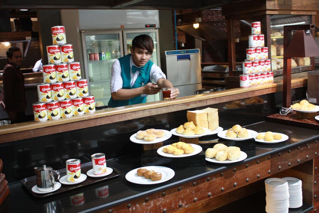 Grand Diamond City Hotel & Casino Poipet Ngoại thất bức ảnh