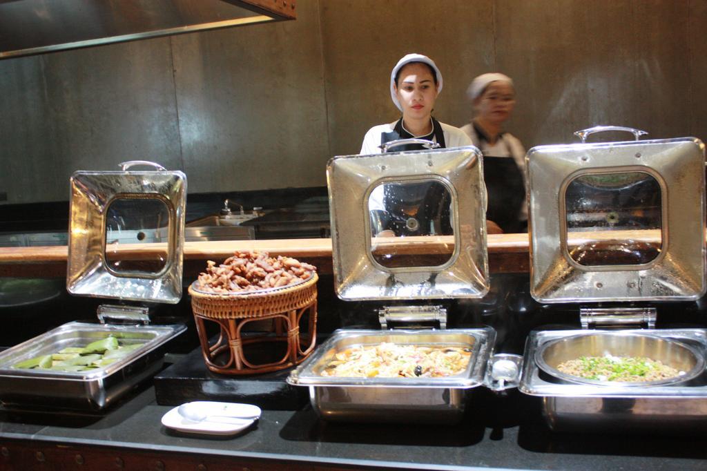 Grand Diamond City Hotel & Casino Poipet Ngoại thất bức ảnh