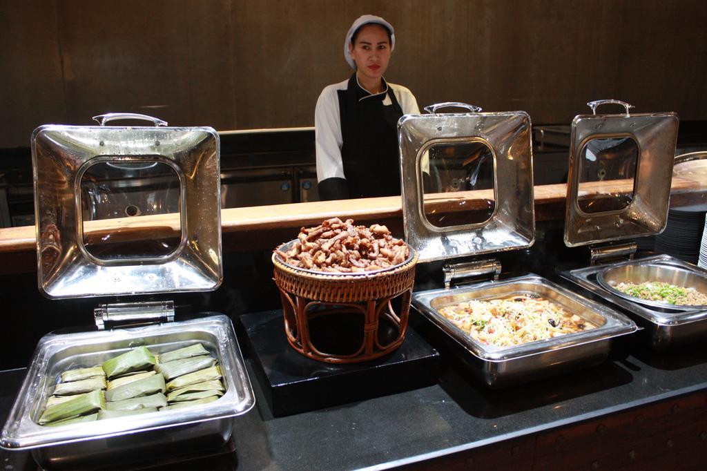 Grand Diamond City Hotel & Casino Poipet Ngoại thất bức ảnh