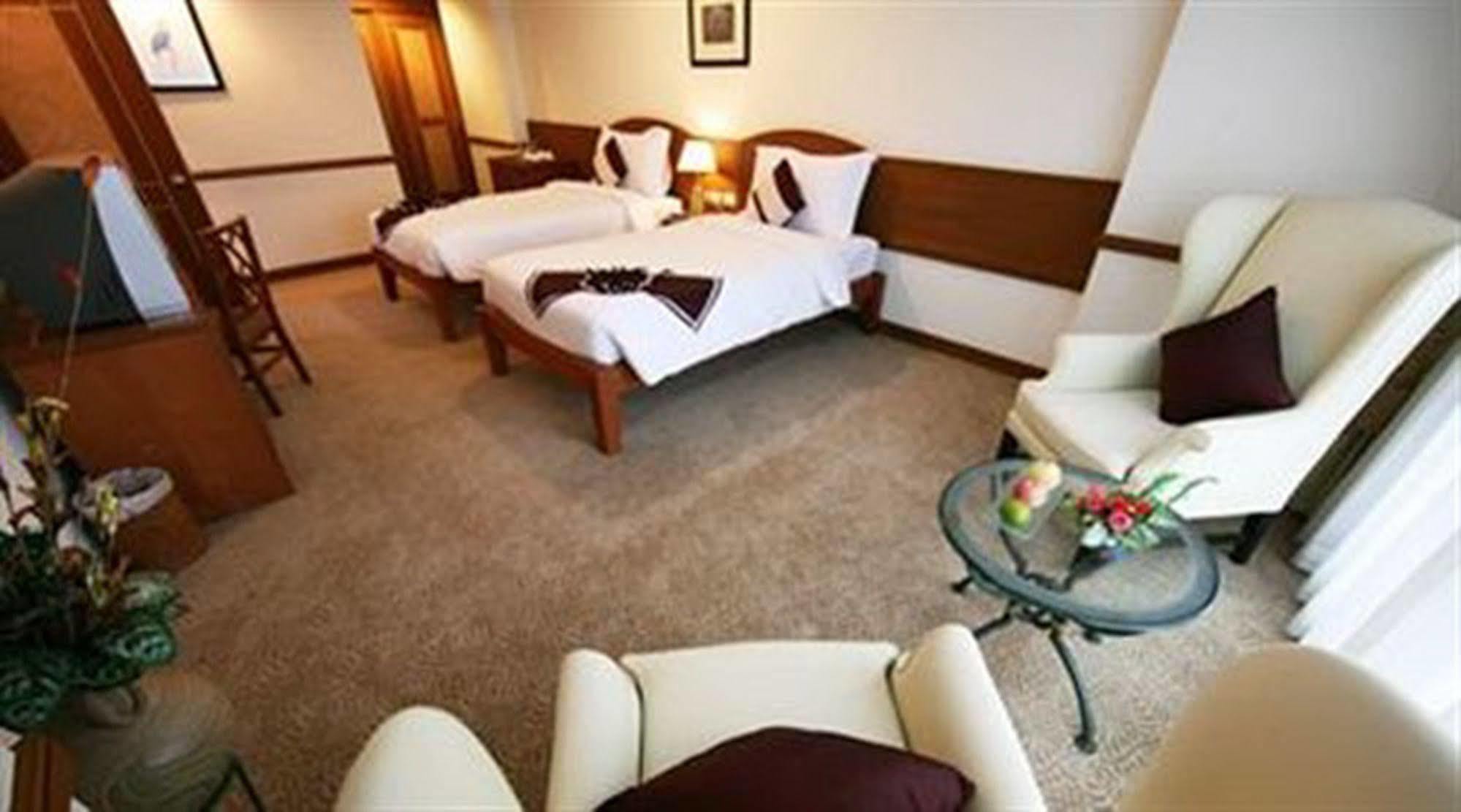 Grand Diamond City Hotel & Casino Poipet Ngoại thất bức ảnh