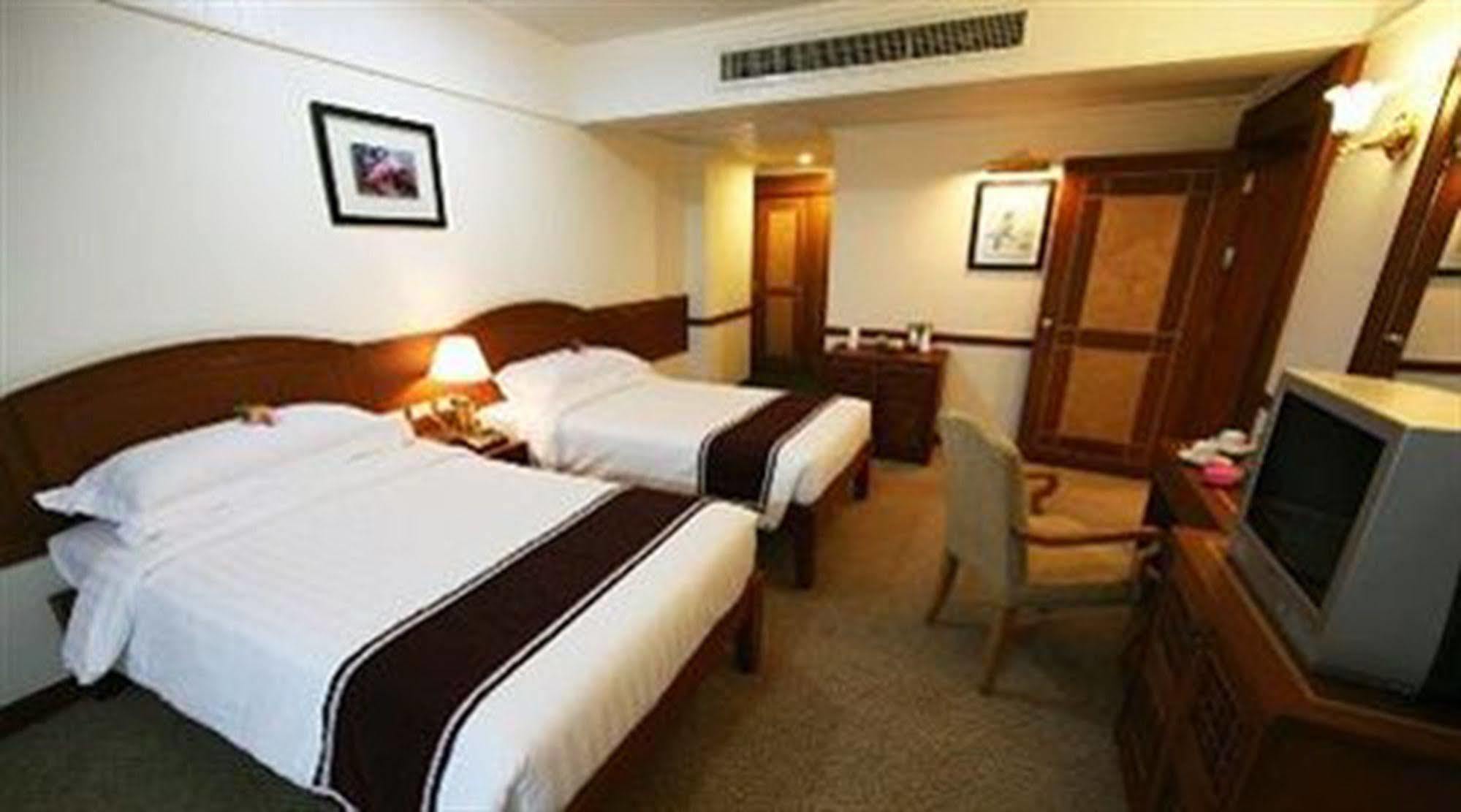 Grand Diamond City Hotel & Casino Poipet Ngoại thất bức ảnh